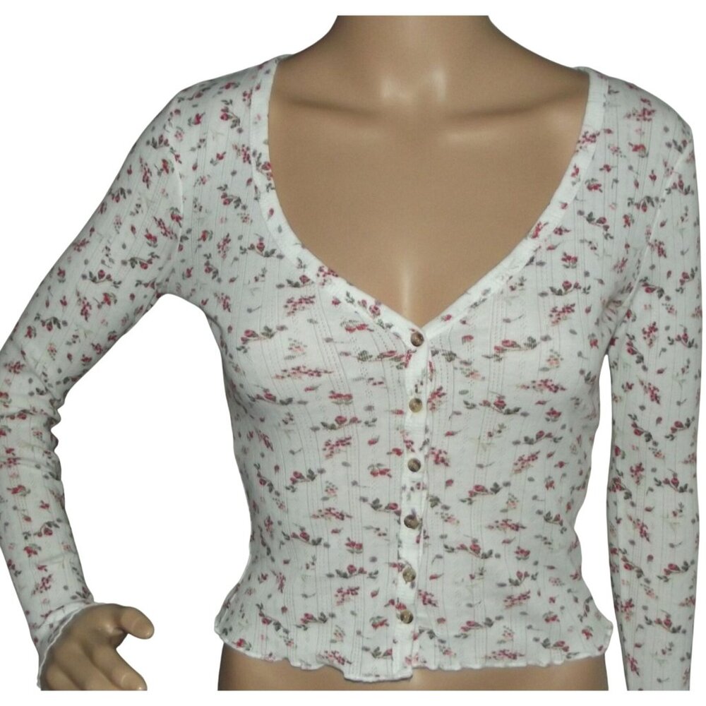 Rue21 Blouse Jr XS White rosebud floral pink ribbed v-neck knit top shirt cotton
